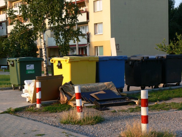 Nowe zasady odbioru odpadów przyczynią się do utrzymania porządku i estetyki, szczególnie przy osiedlowych altanach śmietnikowych