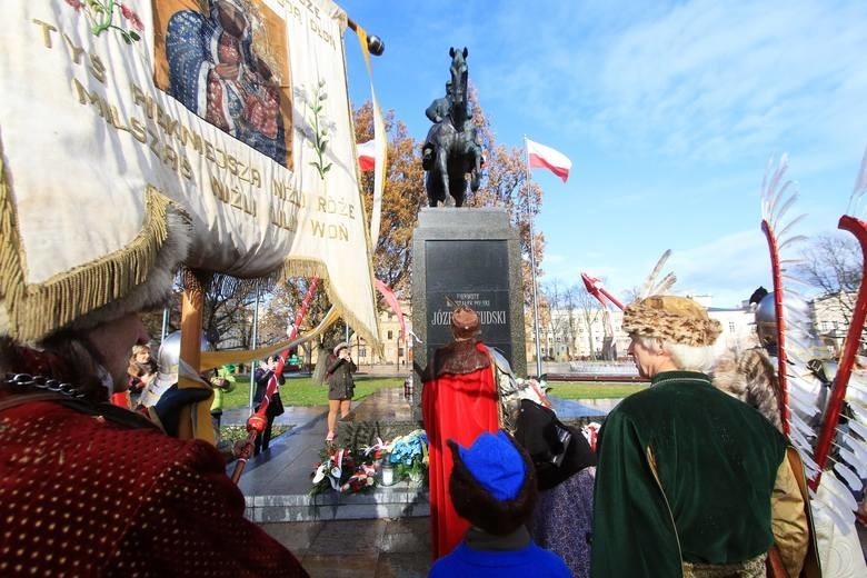 12 listopada: wolne od pracy! Świętowanie Święta Niepodległości 11 listopada 2018 potrwa dwa dni