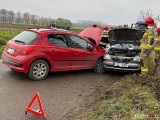 Wypadek na trasie Śmiłowo-Jastrzębiec koło Więcborka. Jedna osoba poszkodowana