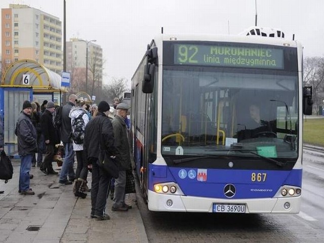 Dzisiejszego poranka zaczęły obowiązywać wszystkie korekty, jakie drogowcy wprowadzili w rozkładach jazdy autobusów i tramwajów