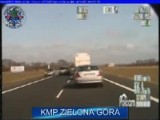 Wyprzedzał "na trzeciego". Omal nie doszło do tragedii (wideo)