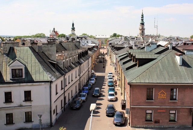 - Mieliśmy na względzie dobro miasta, ale także jego mieszkańców. Dlatego staraliśmy się szukać kompromisowego wyjścia – tłumaczy Piotr Błażewicz, przewodniczący Rady Miejskiej w Zamościu