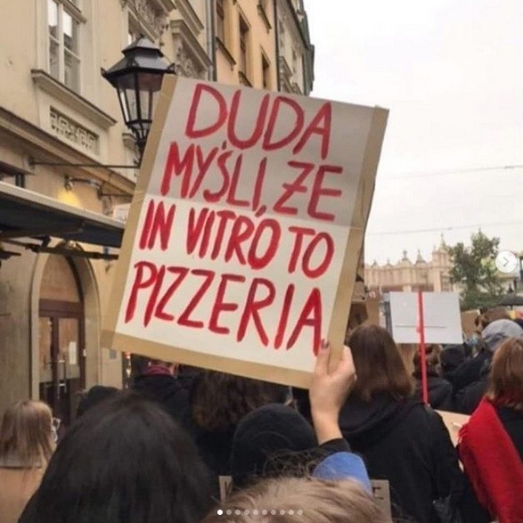 Strajk kobiet rozlał się na całą Polskę.