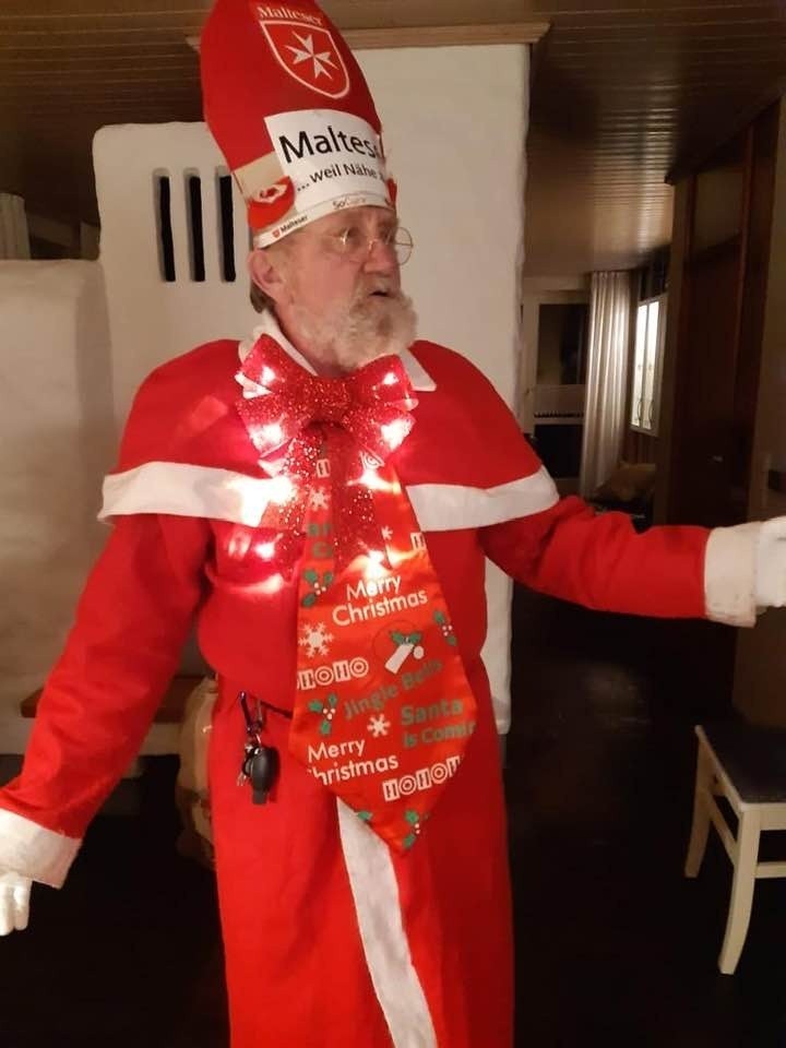 Bernhard Serwuschok strój Świętego Mikołaja ubiera tylko raz...