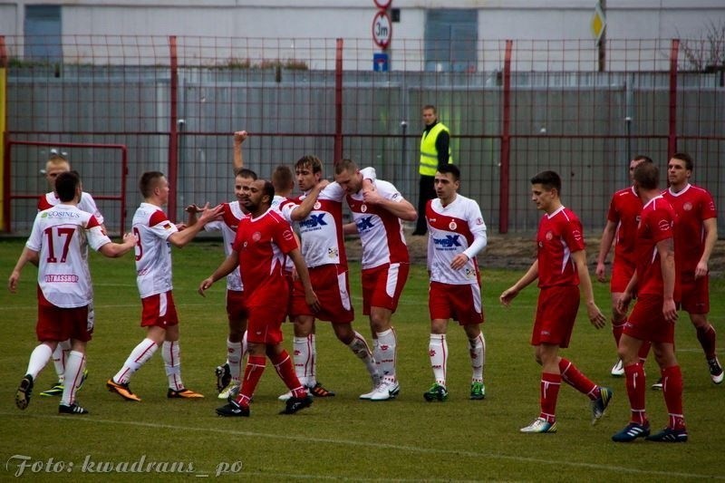 Łódzki Klub Sportowy pokonał Jutrzenkę Warta 3:0 po golach...