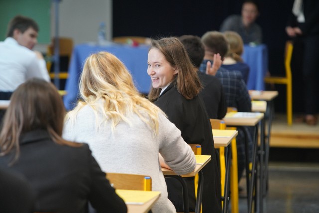 Matura z matematyki w Zespole Szkół Łączności w Poznaniu.