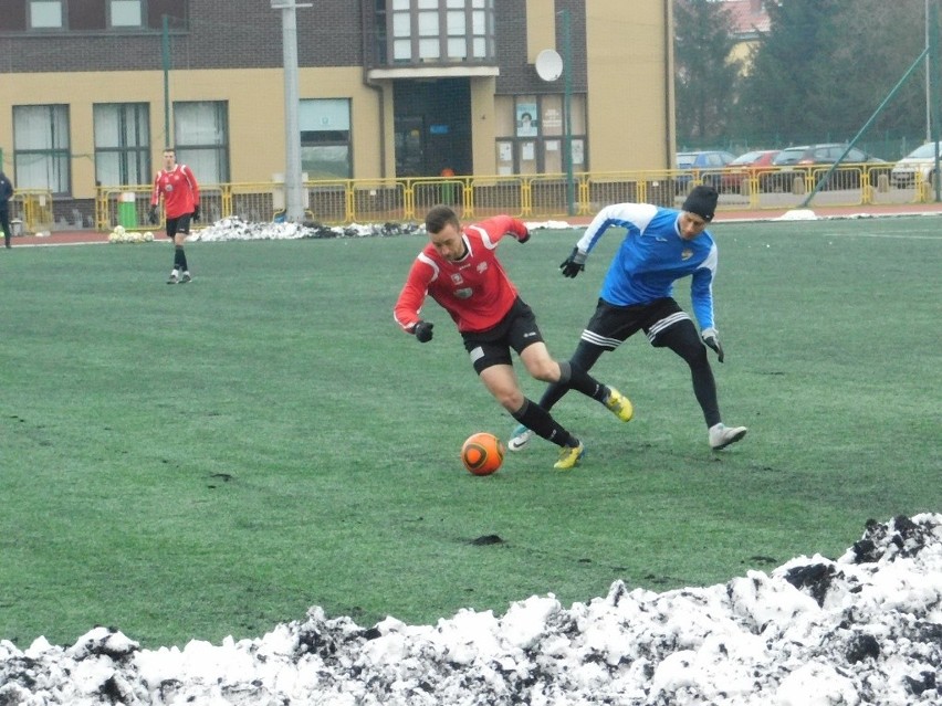 Kontrolnie na obozie. Świt Skolwin - Gwardia Koszalin 1:2 [ZDJĘCIA, WIDEO]