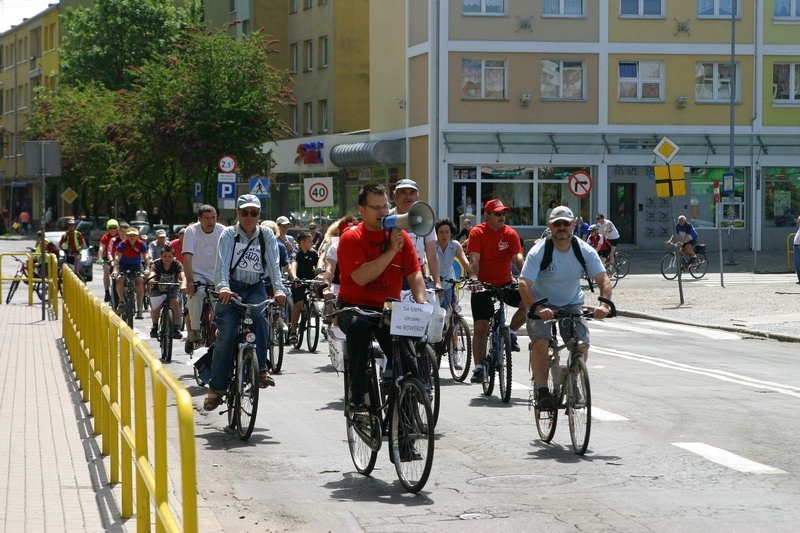 W sobote przez centrum Slupska przejechalo okolo stu...