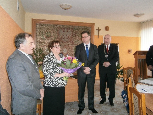 Jerzemu Kądzieli i Janinie Góreckiej podziękowano za  wiele lat pracy.
