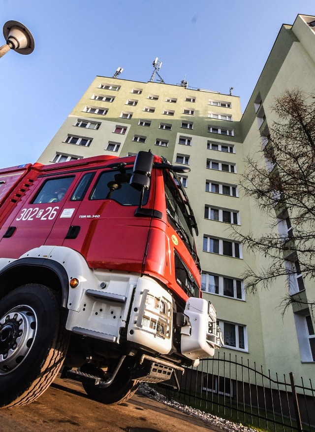 11-latek wypadł z 8. piętra. Trafił do szpitala.