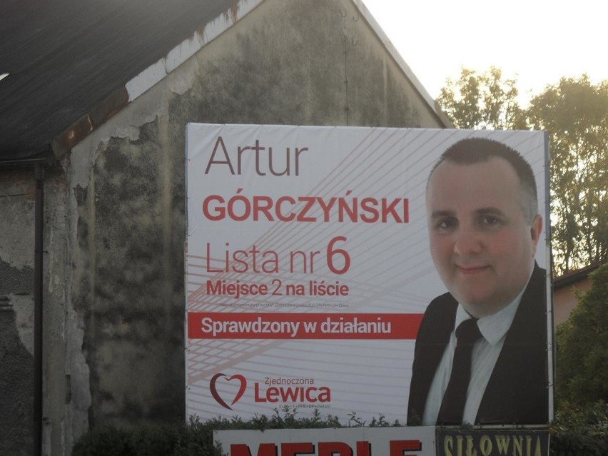 Plakaty wyborcze w Żywcu są praktycznie wszędzie [ZDJĘCIA]