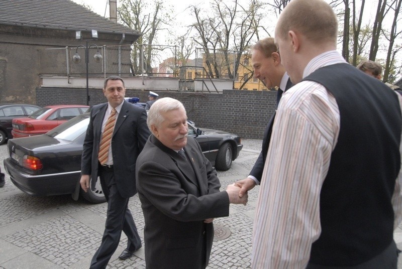 Kwiecień 2008. Lech Wałęsa na Uniwersytecie Opolskim.