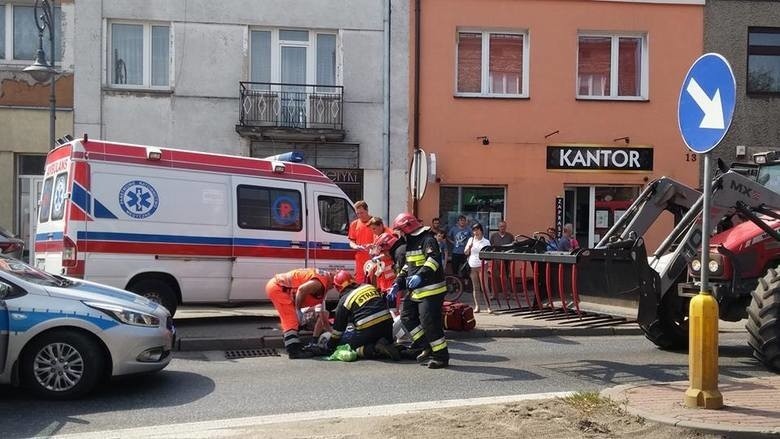 Wypadek w Szczekocinach: Ciągnik potrącił kobietę