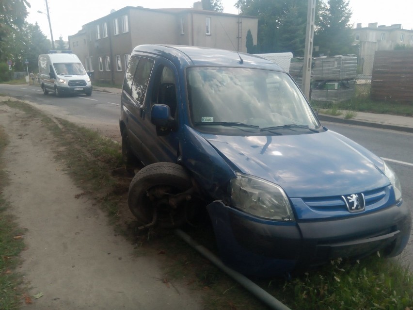 Pościg za pijanym kierowcą w Łodzi. Mężczyzna staranował radiowóz. Wpadł po pościgu 