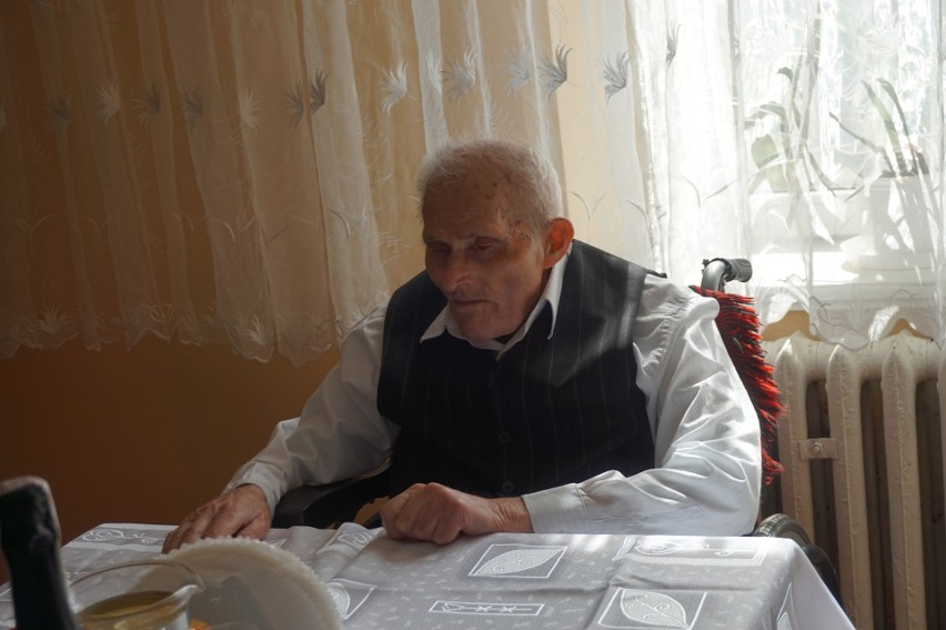 Antoni Wójcik z Kosowic w powiecie ostrowieckim skończył 100 lat! To ostatni żołnierz „Ponurego”