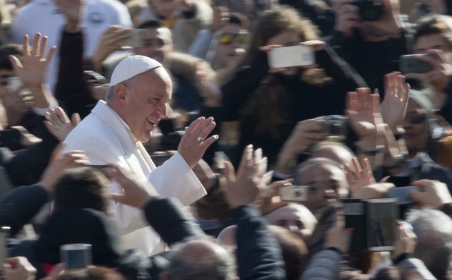 Papież Franciszek prawdopodobnie odwiedzi Częstochowę. Z całą pewnością czekać na niego będą tłumy wiernych tak, jak na całym świecie, gdzie tylko się pojawia