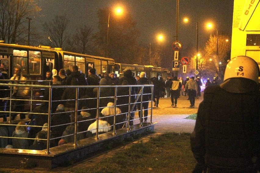 Korona - Legia. Warszawscy kibice w Kielcach