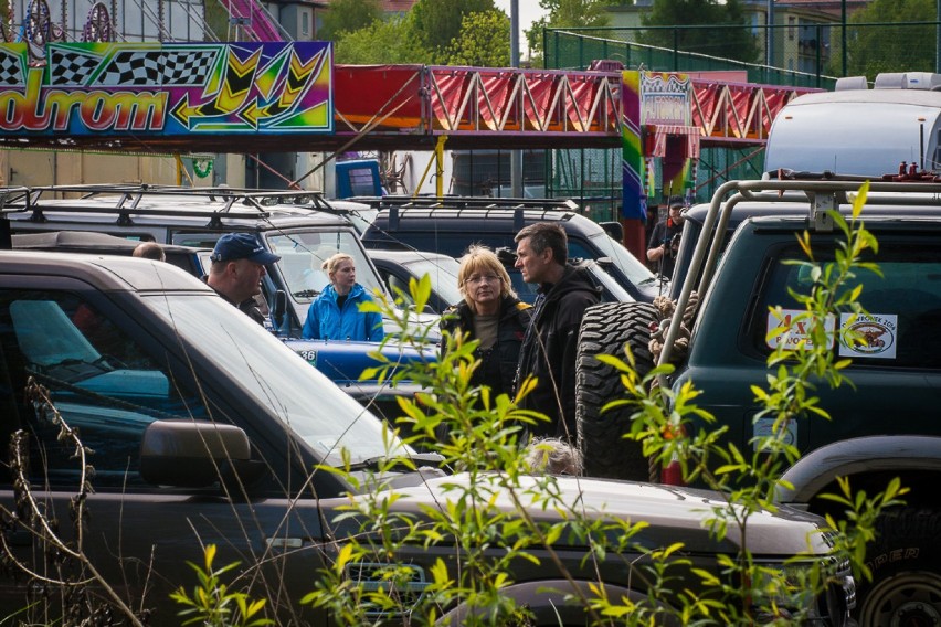 Wronki: Rajd samochodów terenowych