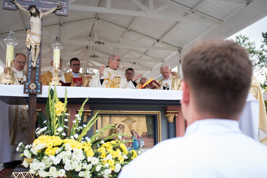 W niedzielę abp Alfons Nossol świętował w Kamieniu Śl. 85...