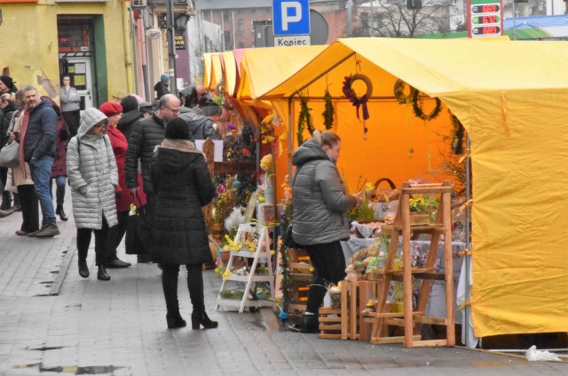 W niedzielę palmową (2 kwietnia) przed Urzędem Gminy Inowrocław odbył się tradycyjny Festyn Wielkanocny