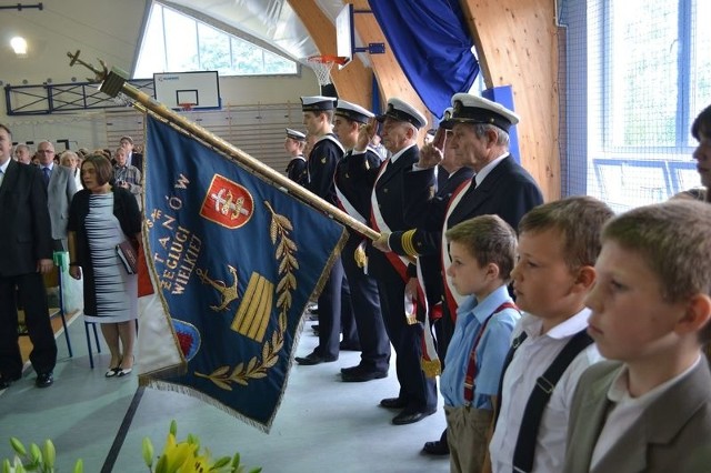 Uroczystość nadania imienia szkole miała bardzo podniosły charakter