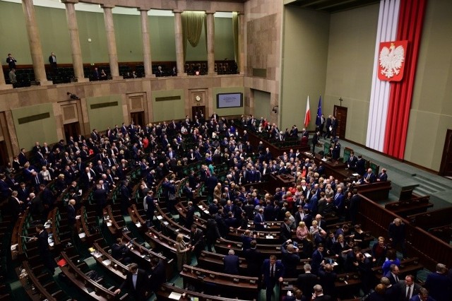 W Sejmie Łódź reprezentuje dziesięcioro posłów: 4 z KO, 4 z PiS i 2 z Lewicy. Kancelaria Sejmu opublikowała właśnie ich najnowsze oświadczenia majątkowe obejmujące cały 2019 r.Zobacz kto i co ma na kolejnych slajdach 