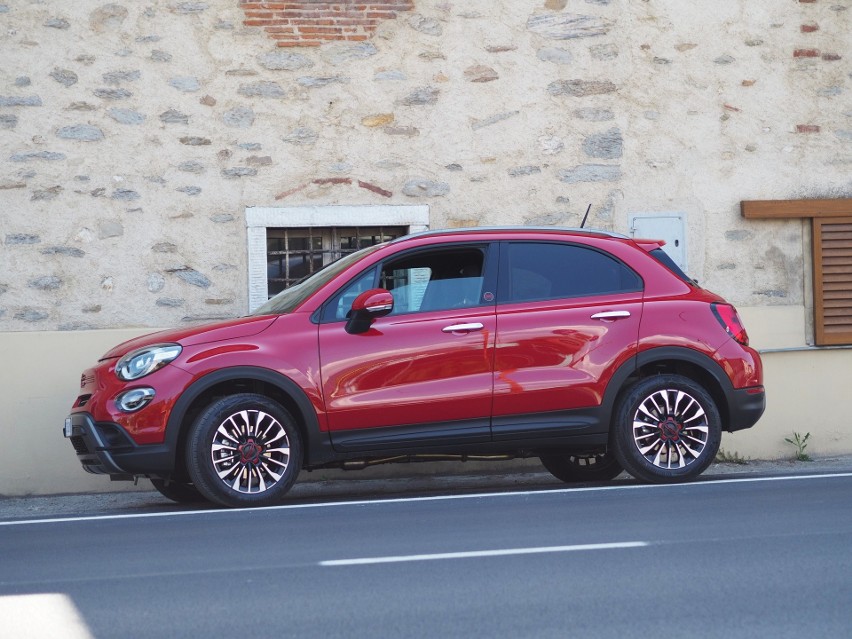 Fiat 500X jest po prostu ładny i mimo słusznego stażu na...