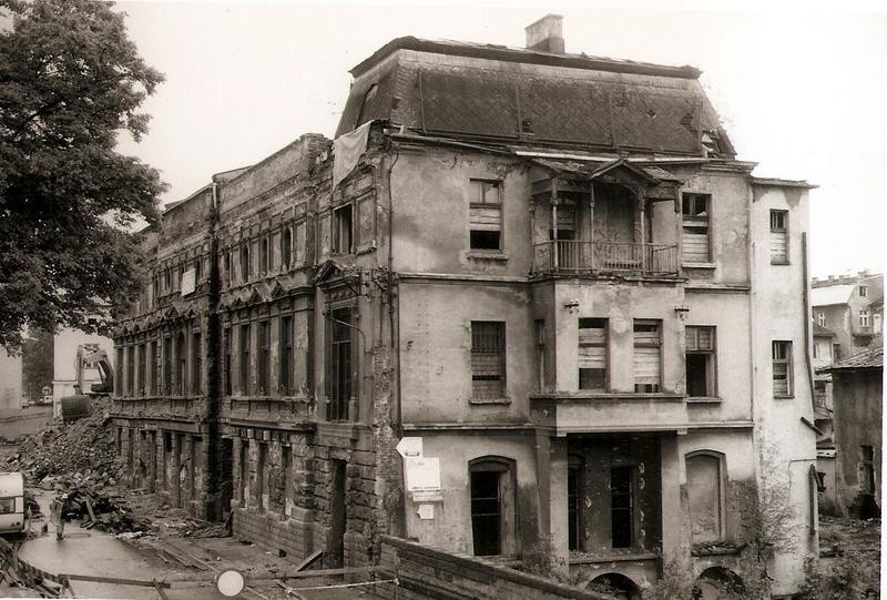 Oświęcim. Tutaj stała kamienica Haberfelda, zanim powstał nowy hotel Hampton by Hilton [ZDJĘCIA ARCHIWALNE]