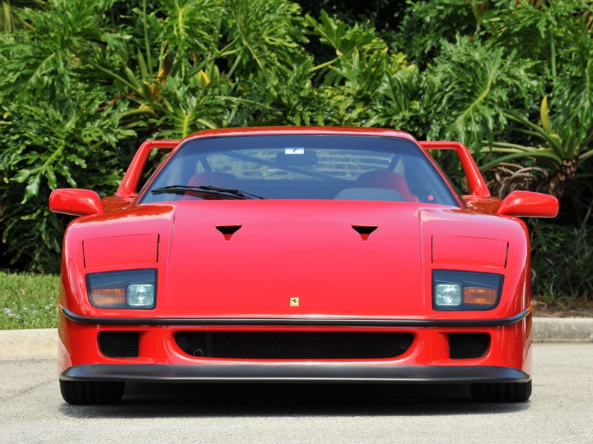 Ferrari F40...