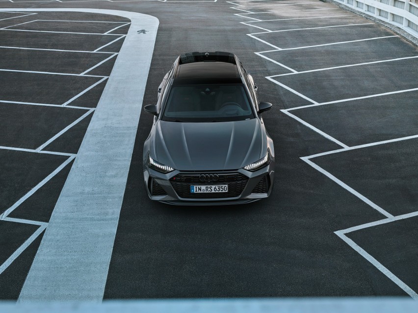 Dla Audi „performance” oznacza więcej mocy. Większe...