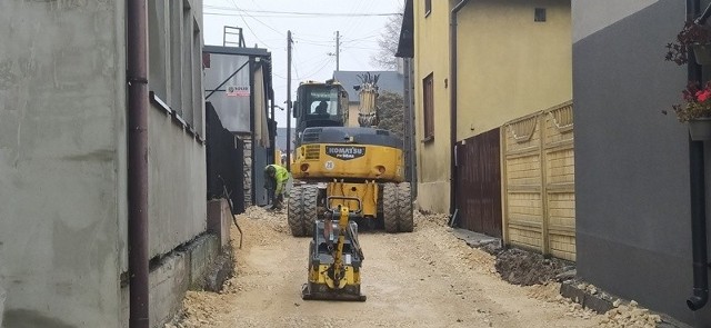 Remont ulicy św. Jakuba w Sławkowie zmierza do końca. Zobacz kolejne zdjęcia/plansze. Przesuwaj zdjęcia w prawo - naciśnij strzałkę lub przycisk NASTĘPNE