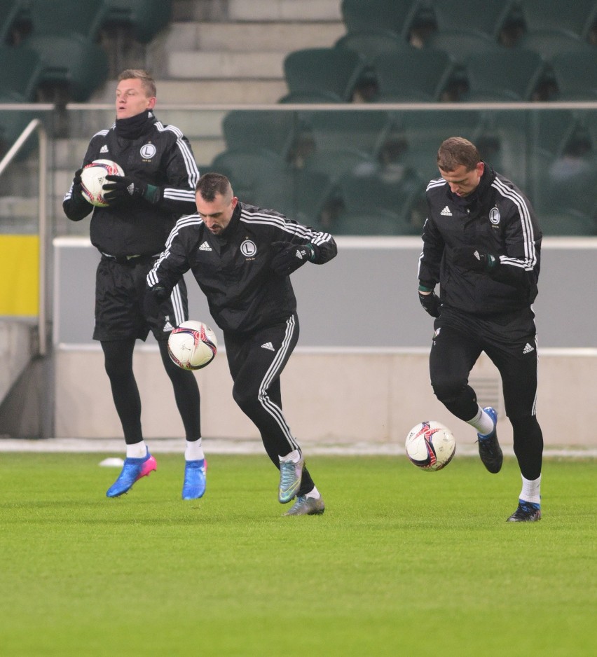 Legia - Ajax w pierwszym meczu 1/16 finału Ligi Europy....