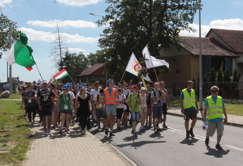 Pielgrzymka ŚDM 2016 do sanktuarium w Starej Błotnicy.