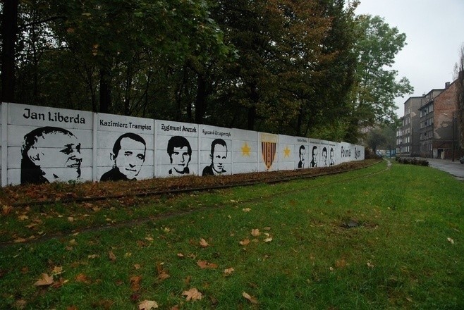 Legendy Polonii Bytom uwiecznione na 300-metrowym graffiti