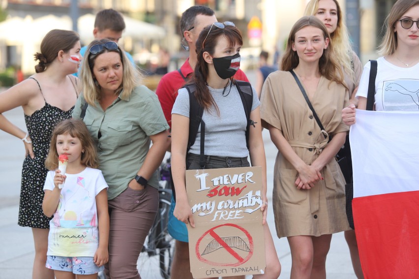 Manifestacja „Solidarni z Białorusią” w Katowicach. Zobacz...