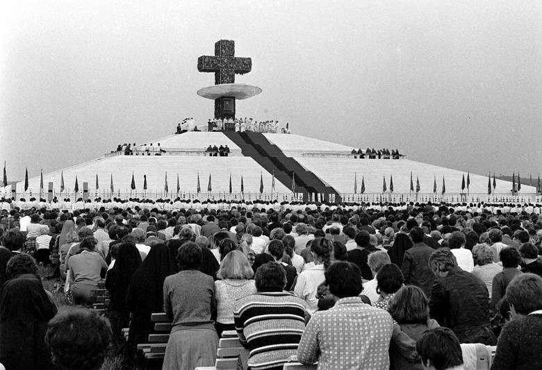 Pielgrzymka Jana Pawła II w Katowicach-Muchowcu w 1983 roku