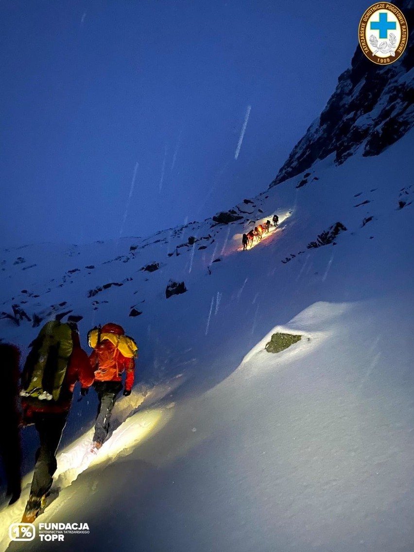 Tatry. TOPR pokazał zdjęcia z wyprawy ratunkowej na Galerię Cubryńską. Była to wyjątkowo trudna akcja