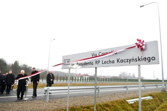 Jarosław Kaczyński: Dziś istnieje wielki plan na przeszło 600 mld euro, żeby z Międzymorza stworzyć pewną całość i ta droga jest elementem tego całego planu, dlatego powinna ona nosić imię Lecha Kaczyńskiego