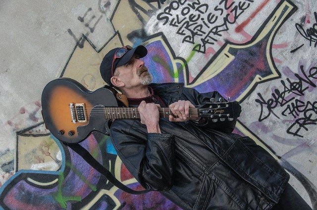 Darek "Blues" Piastowicz zagra w czwartek w pubie Blues&Rock w Radomiu.