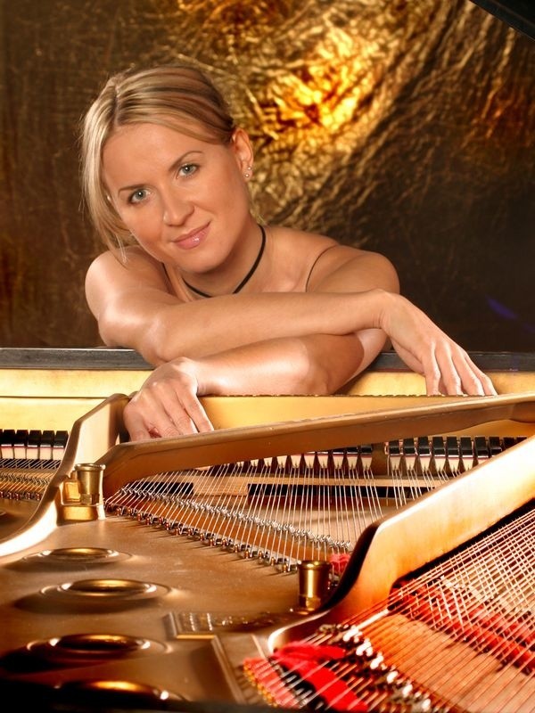 Podczas koncertu na fortepianie zagra Beata Bilińska. 