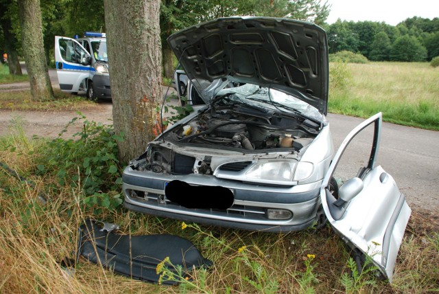 Wypadek na trasie Bytów - Przyborzyce. Kierowca miał prawo jazdy od 2 miesięcy