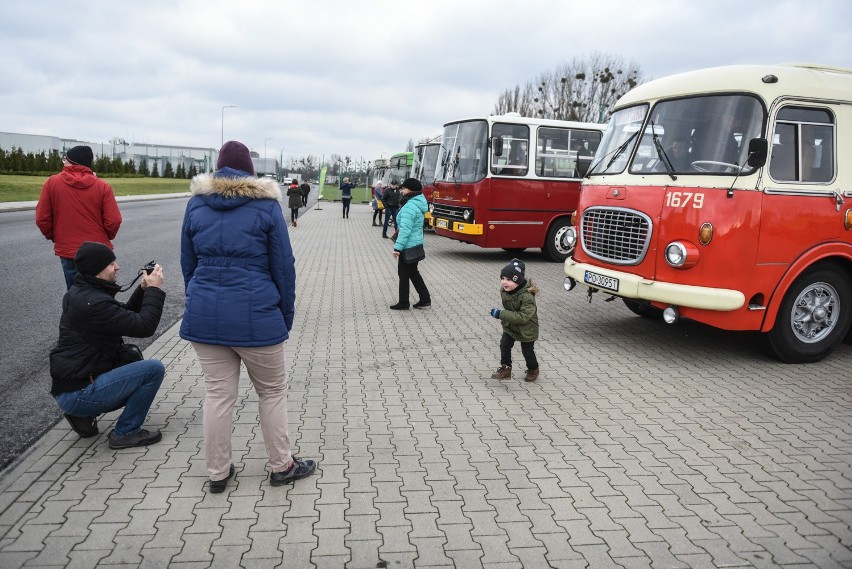 Katarzynki MPK: Poznaniacy zwiedzali zajezdnię tramwajową na...