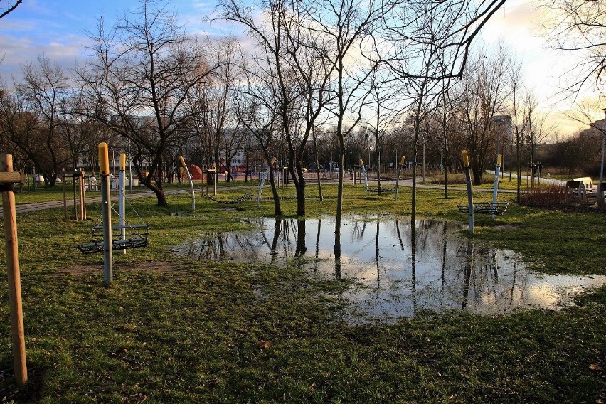 W grudniu 2018 r. zakończyła się budowa Parku Rataje,...