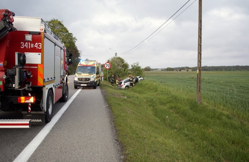 Wypadek audi na drodze krajowej nr 6 w Sąborzu [ZDJĘCIA]