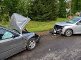 Wypadek w gminie Mogilany. Zderzenie dwóch samochodów. Jedna osoba ranna