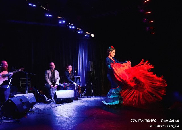 Zespół Contratiempo należy do najciekawszych polskich formacji wykonujących muzykę flamenco