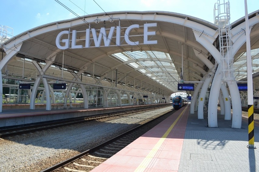 Gliwice: hala dworca otwarta, ale remont jeszcze trwa [ZDJĘCIA]