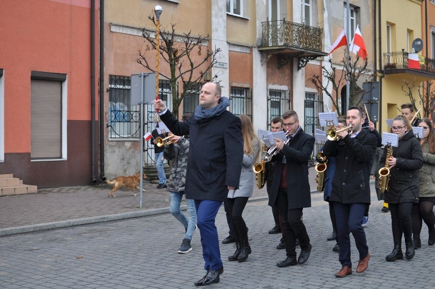 Święto Niepodległości 2019 w Chmielniku. Uroczysty korowód i koncerty (WIDEO, ZDJĘCIA)