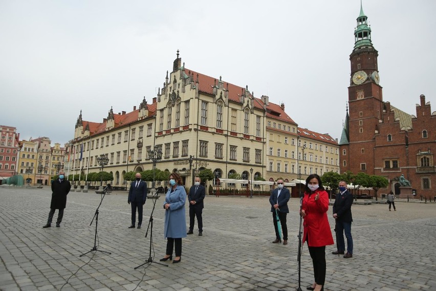 Małgorzata Kidawa - Błońska pojawiła się na wrocławskim...