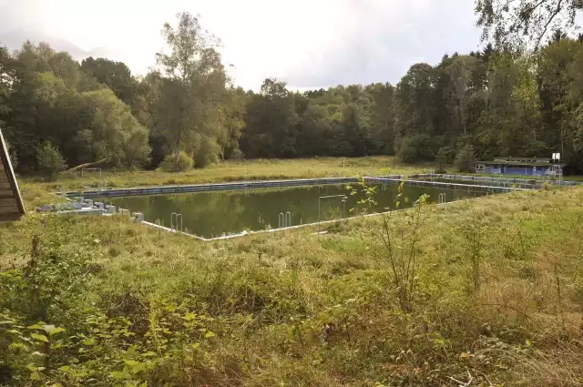 Od ponad dekady połczyński basen odkryty jest nieczynny z uwagi na stan techniczny